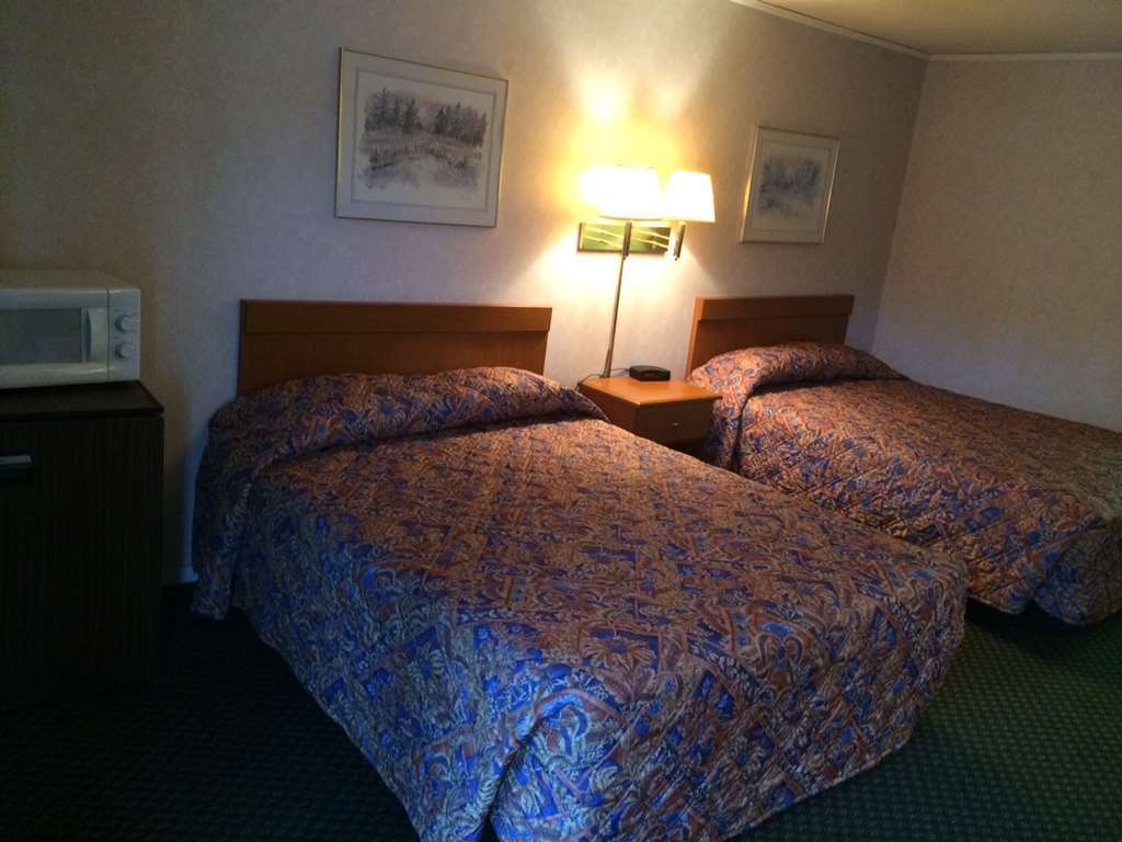 Town And Country Inn Suites Spindale 프레스트시티 객실 사진